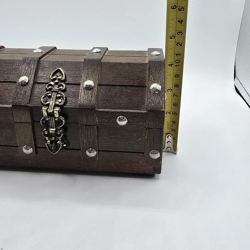 Wooden Pirate Style Jewelry Box Velvet Lined Removable Tray Vtg